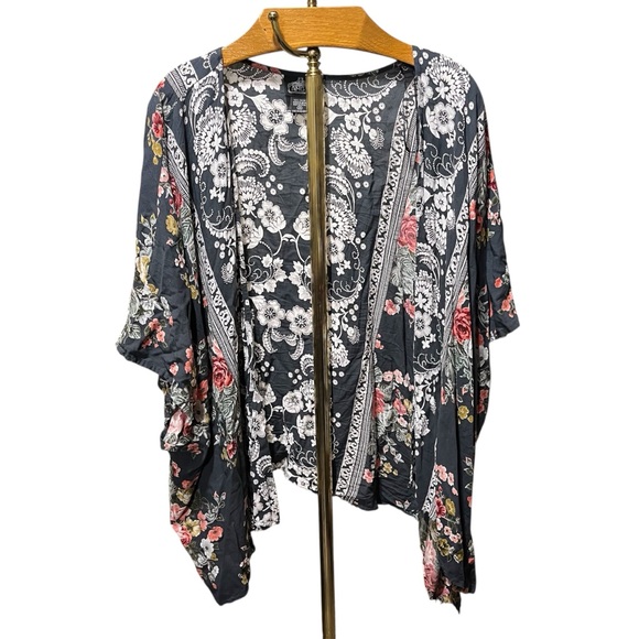 Angie Sweaters - Angie Grey and White Floral Kimono 2X